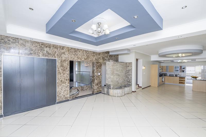 To Let 6 Bedroom Property for Rent in Kleinbron Estate Western Cape